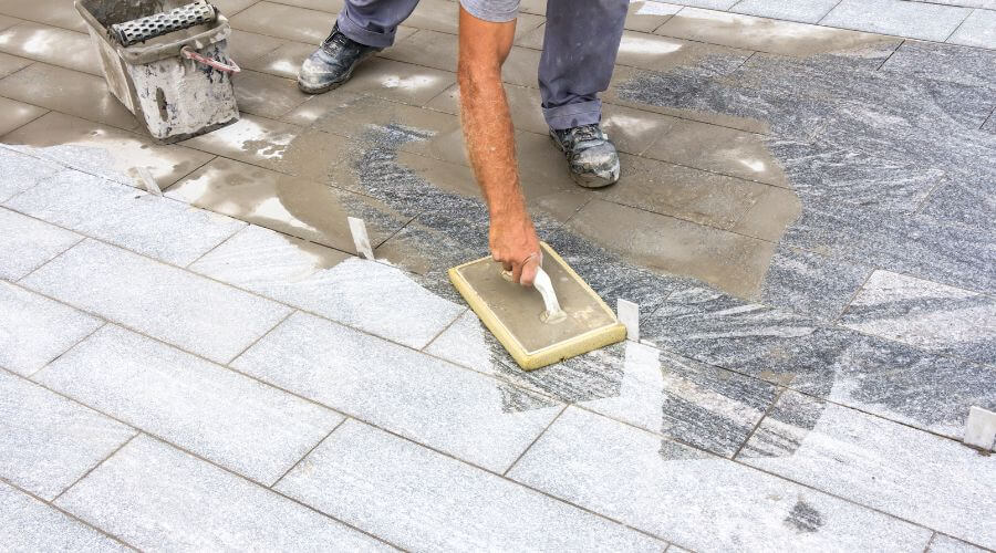 Professional gutter cleaning in Follansbee, WV